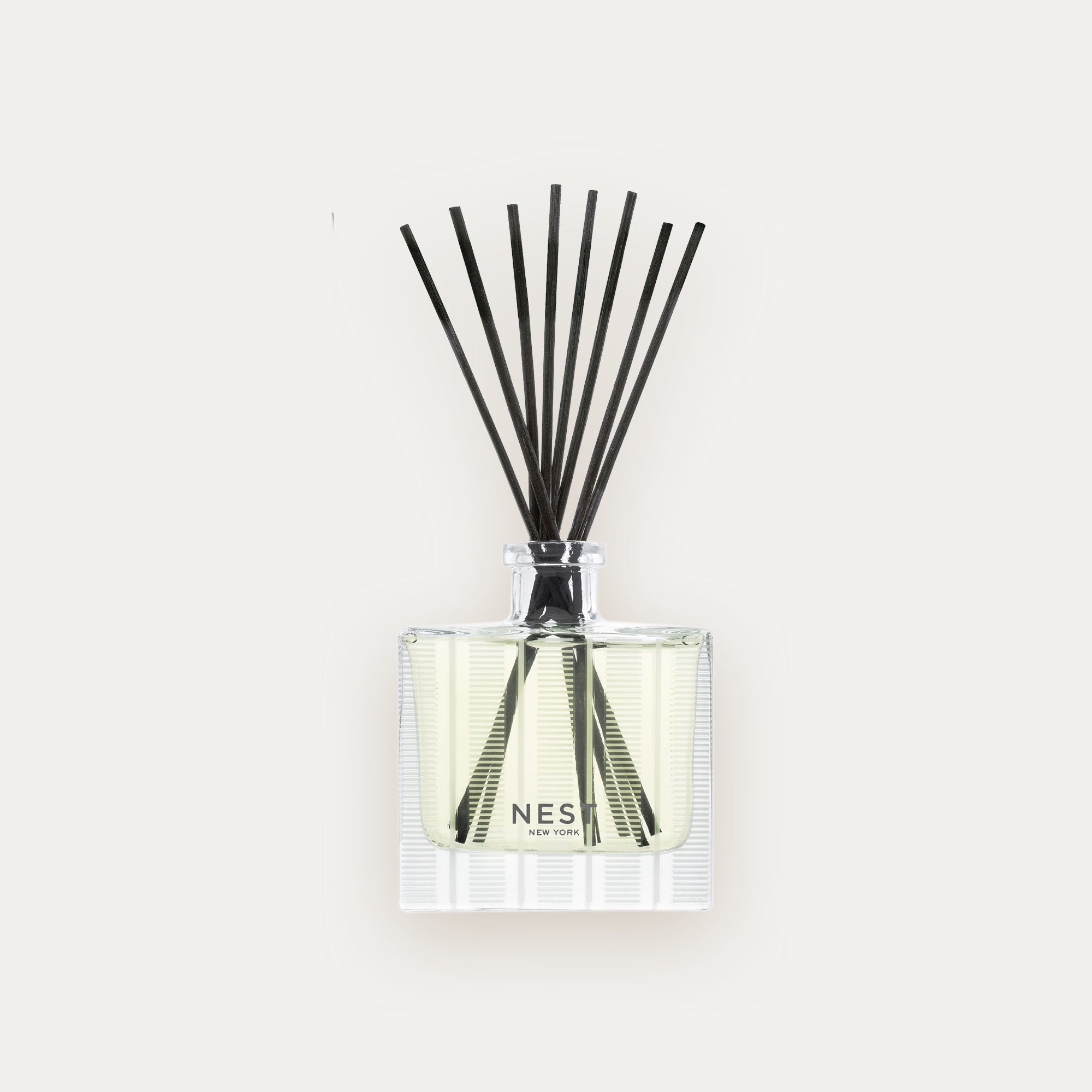 NEST_New_York_Bamboo_Reed_Diffuser_175ml_ab3c3c3b-efaa-4378-bc6c-26cd613c4bd6.jpg